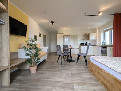 gallery-photo
