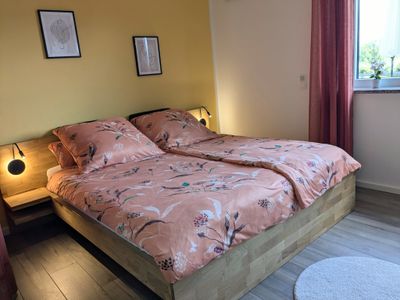 gallery-photo